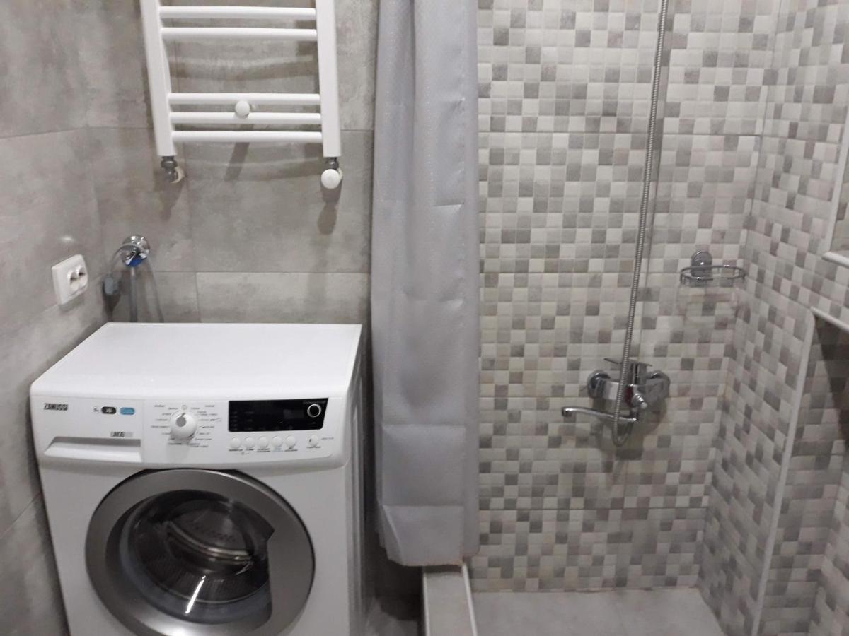 Grigol'S Apartament Tbilisi Exterior foto